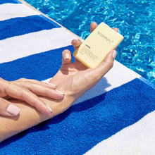 Load image into Gallery viewer, Refillable Lemon Ylang-Ylang Moisturizing Pocket Sanitizer
