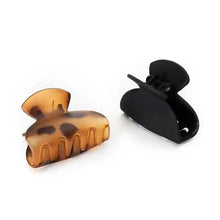 Load image into Gallery viewer, Small Claw Clips 2pc - Recycled Plastic
