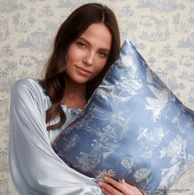 Load image into Gallery viewer, Bridgerton x Kitsch Satin Pillowcase – Garden Toile - The Boutique by Sour Apple Beauty Bar
