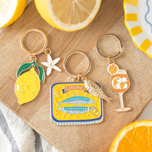 Load image into Gallery viewer, Spritz Season Keyring - The Boutique by Sour Apple Beauty Bar
