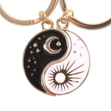 Load image into Gallery viewer, Pair of Yin Yang Best Friend Keyrings
