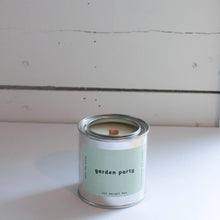 Load image into Gallery viewer, Mala the Brand &quot;Garden Party | Aloe, Eucalyptus, Spearmint&quot; Candle
